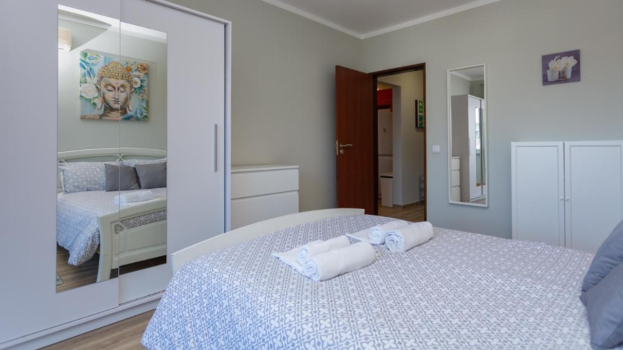 Comfort 1Bdr Apartment W/Pool By Lovelystay Portimão Eksteriør bilde
