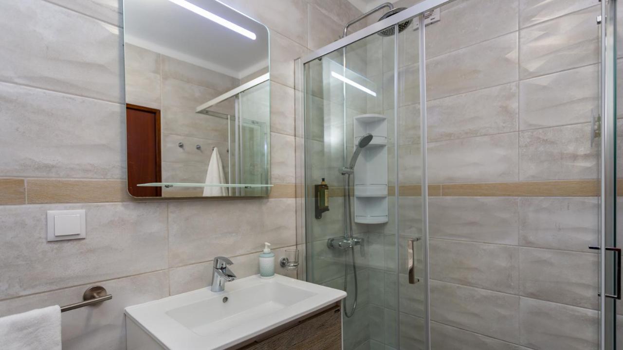Comfort 1Bdr Apartment W/Pool By Lovelystay Portimão Eksteriør bilde
