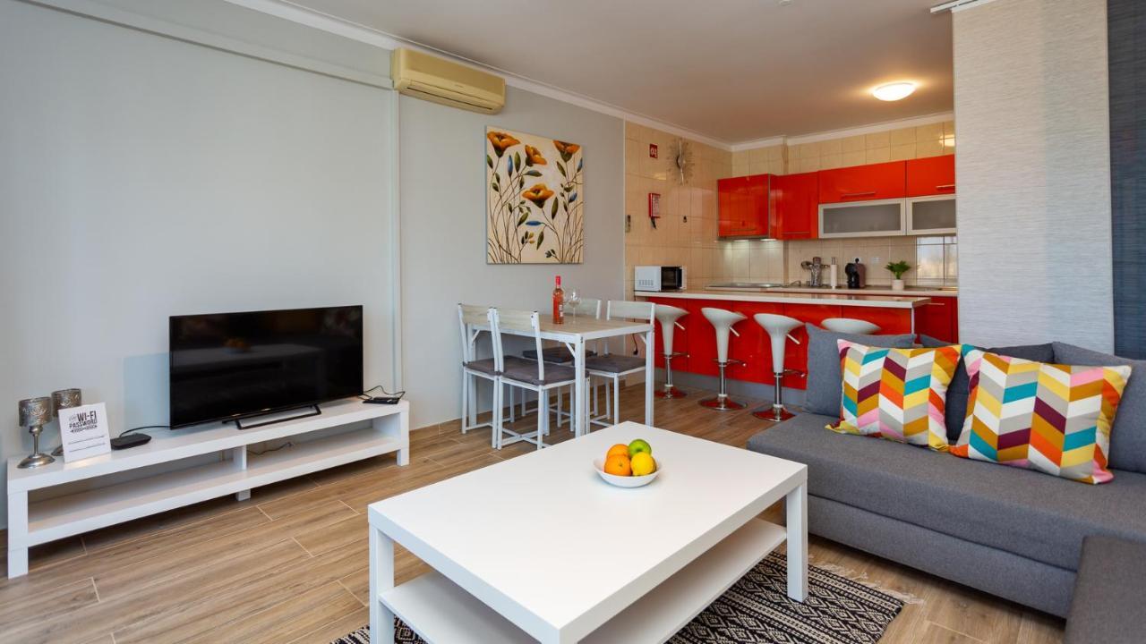 Comfort 1Bdr Apartment W/Pool By Lovelystay Portimão Eksteriør bilde